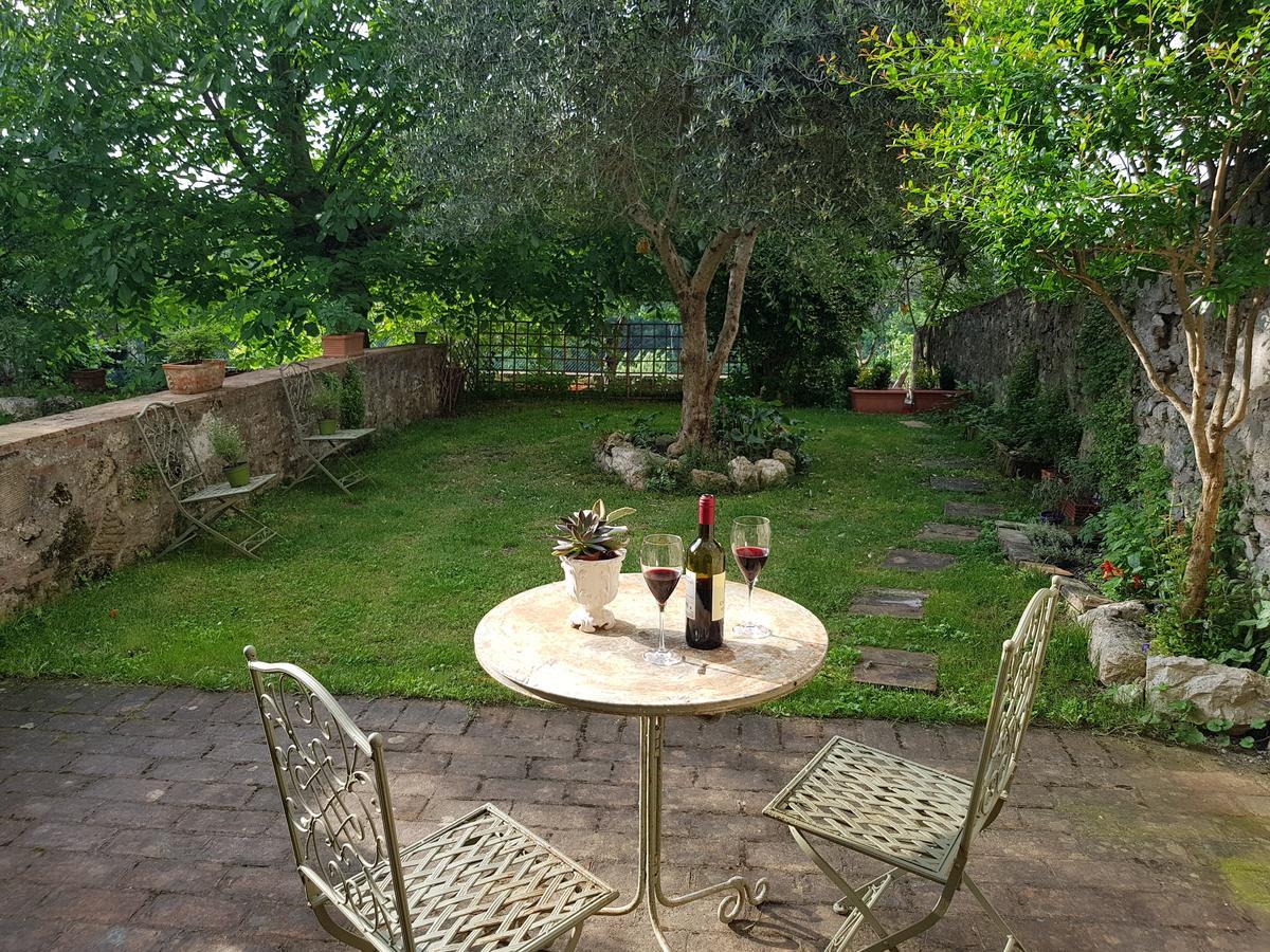 Guest House Il Giardino Colle di Val d'Elsa Exterior photo