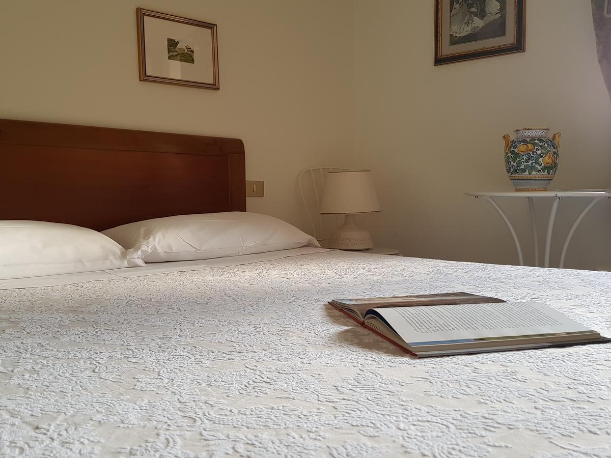 Guest House Il Giardino Colle di Val d'Elsa Exterior photo