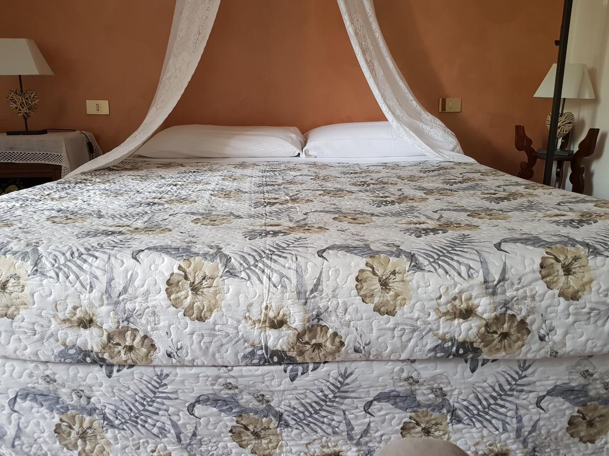 Guest House Il Giardino Colle di Val d'Elsa Exterior photo